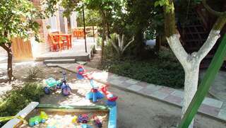 Гостиница Алмаз Ейск Стандартный трехместный номер-2