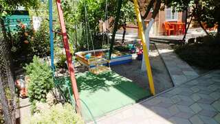 Гостиница Алмаз Ейск Стандартный трехместный номер-3